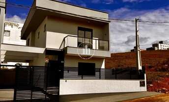 Imagem: Sobrado Geminado 3 Quartos com 1 Suíte