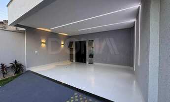 Imagem 3: Casa para Venda em Goiânia, Setor Três Marias, 3 dormitórios, 1 suíte, 3 banheiros, 2 vaga