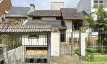 Imagem: Casa em Porto Alegre, no bairro Ipanema