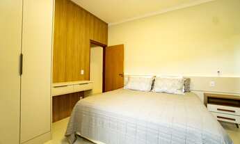 Imagem 4: Casa de condomínio térrea para venda possui 151 metros quadrados com 3 suítes, placa fotov