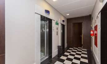 Imagem 4: CONJUNTO COMERCIAL NO CORAÇÃO DO BATEL.1 RECEPÇÃO, 1 SALA INDEPENDENTE, 1 BANHEIRO E COPA