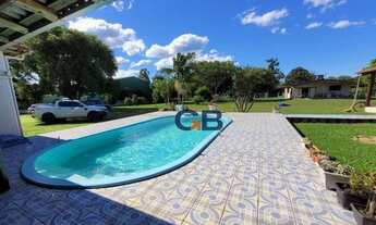 Imagem 2: Chácara com casa de 3 dormitórios, sala estar e jantar com cozinha, lavanderia, piscina e