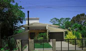 Imagem: Casa à venda no bairro Morro da Silveira