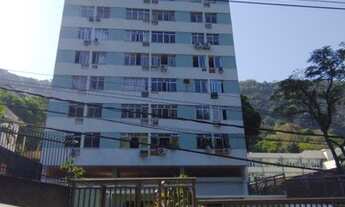 Imagem 4: APARTAMENTO REFORMADO 75M2, TODO PINTADO, SALÃO, 2 QUARTOS SENDO 01 SUITE, BANHEIRO SOCIAL