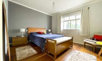 Imagem 6: Cobertura triplex para venda tem 570 metros quadrados com 5 quartos