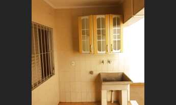 Imagem 3: Sobrado com 3 dorms, sendo 1 suíte e edícula nos fundos