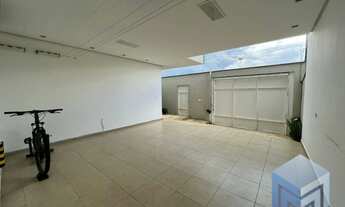 Imagem 3: Casa com 3 dormitórios à venda, 251 m² por R$ 700.000,00 - Vila Andere I - Varginha/MG