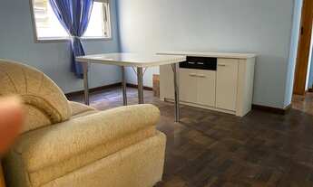 Imagem 2: Apartamento para venda tem 80 metros quadrados com 2 quartos em Passo da Areia - Porto Ale