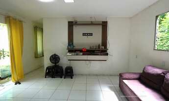 Imagem 4: Residencial Bosque das Palmas Casa térrea com 2 quartos e um grande quintal para lazer