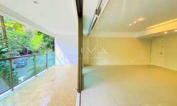 Imagem 3: Incomparável apartamento de 3 suítes com imponente varanda no Leblon