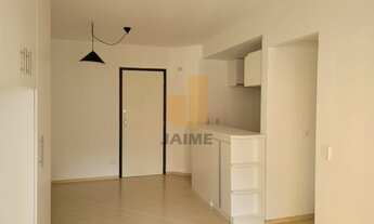 Imagem 6: Apartamento com 30 m, 1 dormitório e 1 vaga. Prédio com lazer e ótima localização