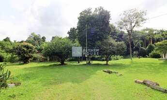 Imagem: Amplo terreno em ótima localização no