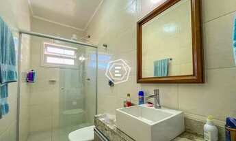 Imagem 3: Casa no centro de Xangri-Lá, composta por 04 dormitórios, próxima ao mar