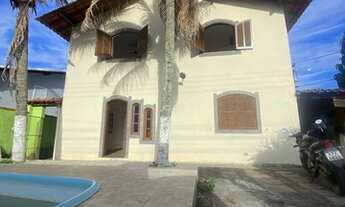 Imagem: Alugo cs 6 qts e com piscina em Araruama-Ponte