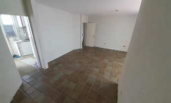 Imagem 2: Vendo Ap em Piedade Edf Pilotís - 1° Andar - Leia o Anúncio