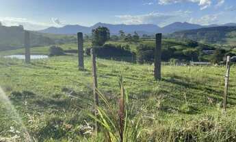 Imagem 6: CHACRINHA NO CARAÁ COM FIBRA ÓTICA, ÁGUA ENCANADA, ESCRITURA, MATERIAL DE CONSTRUÇÃO