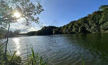 Imagem 3: CHÁCARA À VENDA DE FUNDOS COM A BARRAGEM EM PIRAQUARA