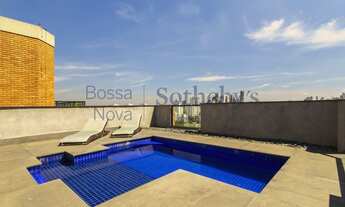 Imagem 3: Cobertura com piscina aquecida na Vila Madalena