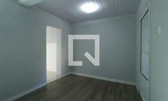 Imagem 3: Casa para Aluguel - Santa Teresinha, 2 Quartos, 75 m2