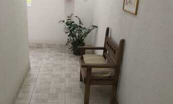 Imagem 7: Quarto com banheiro praça da arvore