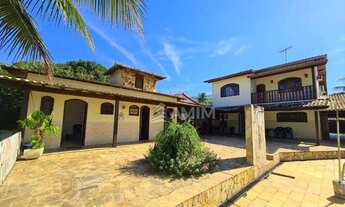 Imagem 2: Casa com 3 Quartos à Venda, 400 m² Por R$ 1.050.000 - Jacaroá - Maricá/RJ