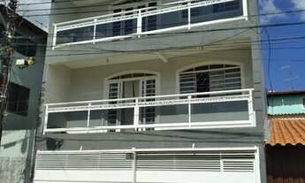 Imagem: Sobrado para venda possui 315 metros quadrados