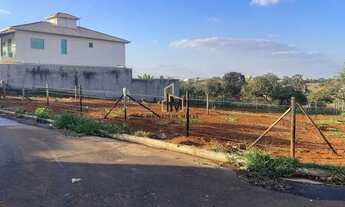 Imagem 3: Lote 420m² de esquina com escritura e registro á venda em Igarapé MG