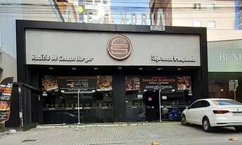 Imagem: Alexandria Burger - Estrutura completa a