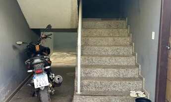 Imagem 3: ALUGO APARTAMENTO 2 quartos com Garagem No Céu azul