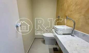 Imagem 6: Imóvel para venda possui 180 metros quadrados com 3 quartos em Tijuca - Rio de Janeiro - R