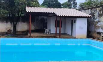 Imagem: Aluga-se 1 cômodo, 2 banheiros, varanda