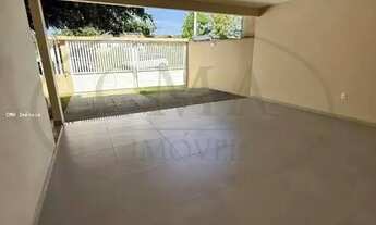 Imagem 3: Casa para Venda em Macaé, Mirante da Lagoa, 3 dormitórios, 1 suíte, 4 banheiros, 2 vagas