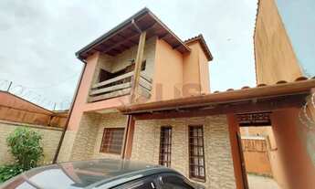 Imagem: Casa à venda 2 Quartos, 2 Vagas, 106M²