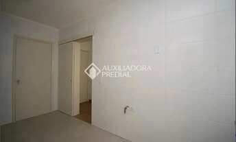 Imagem 7: Apartamento 2 dormitórios e 1 vaga no Bairro Floresta em Porto Alegre