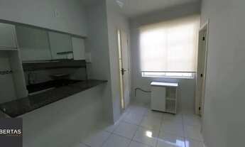 Imagem 5: Descubra o charme e o conforto desta kitnet incrível para venda transformada em 1 dormitór