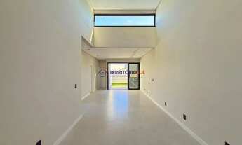 Imagem 3: Espetacular Residência térrea com 3 dormitórios no bairro Hípica