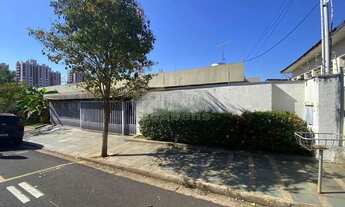 Imagem 3: Excelente Casa Residencial para Locação/Venda - 6 Dormitórios - Vila Redentora