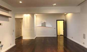 Imagem 2: Posto 4 Atlântica / Aires Saldanha , 4 quartos com vaga escriturada