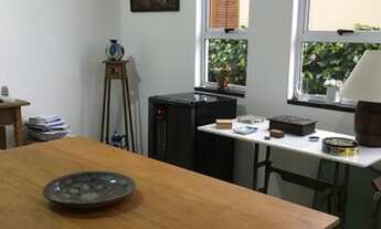 Imagem 2: Casa de condomínio duplex com 235 metros quadrados com 4 quartos