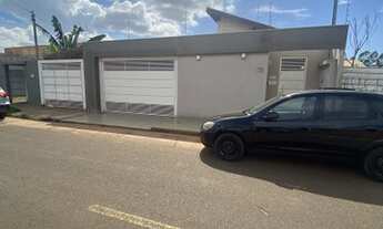 Imagem 2: Casa a venda Tiradentes / Estrela park