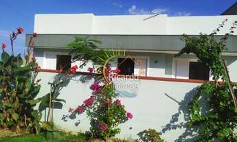 Imagem 3: CASA NO BALNEÁRIO MARISSOL Escriturado e Registrado Distando aproximadamente de 100 metros