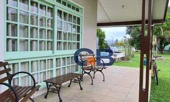 Imagem 5: Chácara com casa de 3 dormitórios, sala estar e jantar com cozinha, lavanderia, piscina e