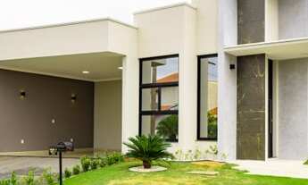 Imagem 2: Casa de condomínio térrea para venda possui 151 metros quadrados com 3 suítes, placa fotov