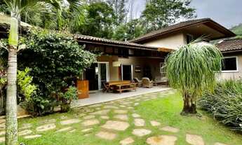 Imagem 2: Casa para venda com 630 metros quadrados com 4 quartos em Araras - Petrópolis