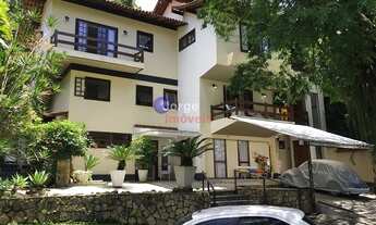 Imagem: Mansão no condomínio Vale de Itaipu