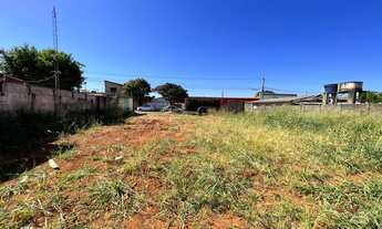 Imagem: Lote/Terreno para venda tem 600 metros quadrados