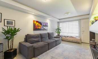 Imagem 2: SOBRADO com 3 dormitórios à venda com 187m² por R$ 920.000,00 no bairro Santa Felicidade