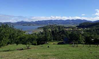 Imagem 2: Sitio com Vista pra lagoa