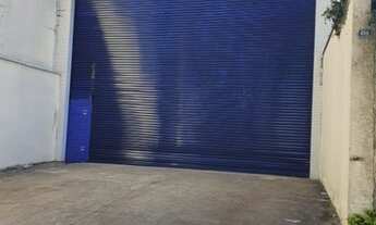 Imagem 4: Galpão para aluguel com 370 metros e 6 metros de pé direito