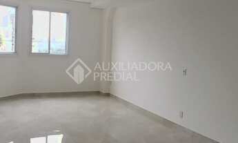 Imagem 5: CAXIAS DO SUL - Casa Padrão - De Lazzer